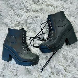 Hunter Chunky Heel Rain Boots